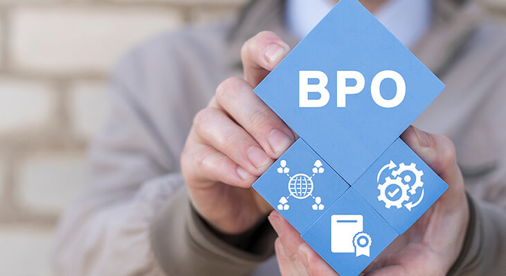 BPOと業務委託(アウトソーシング)の違いとは?目的別の使い分けと契約形態を解説