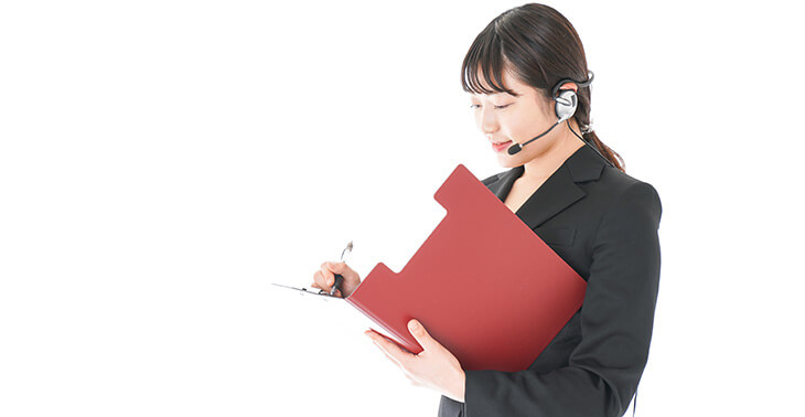 カスハラ対応マニュアルとは？公的機関のものや作成ステップをご紹介